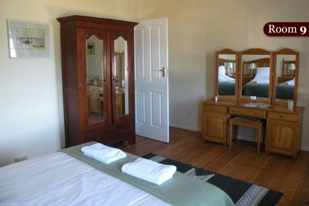 Room 9 - labelled - 3.jpg