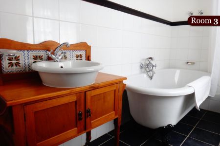 Room 3 - labelled - 2.jpg